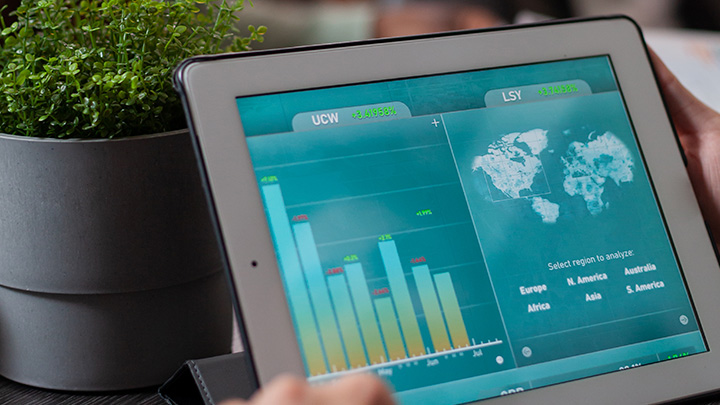 Top Data Analytics Trends to Follow in 2026 image